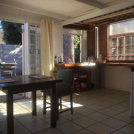 Вилла Hermanus Flower House Экстерьер фото